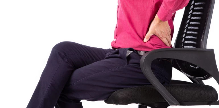 Göbekte Fark Edilen Şişlik Her Zaman Masum Değildir: Göbek Fıtığı Hakkında Bilinmesi Gerekenler